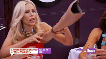 aviva drescsher throws her prosthetic leg