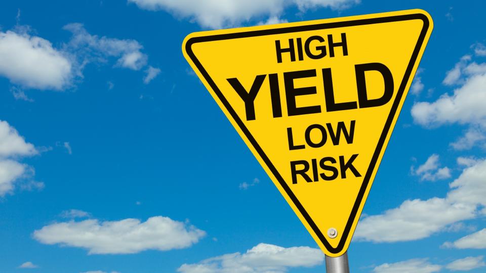  High yield, low risk road sign . 