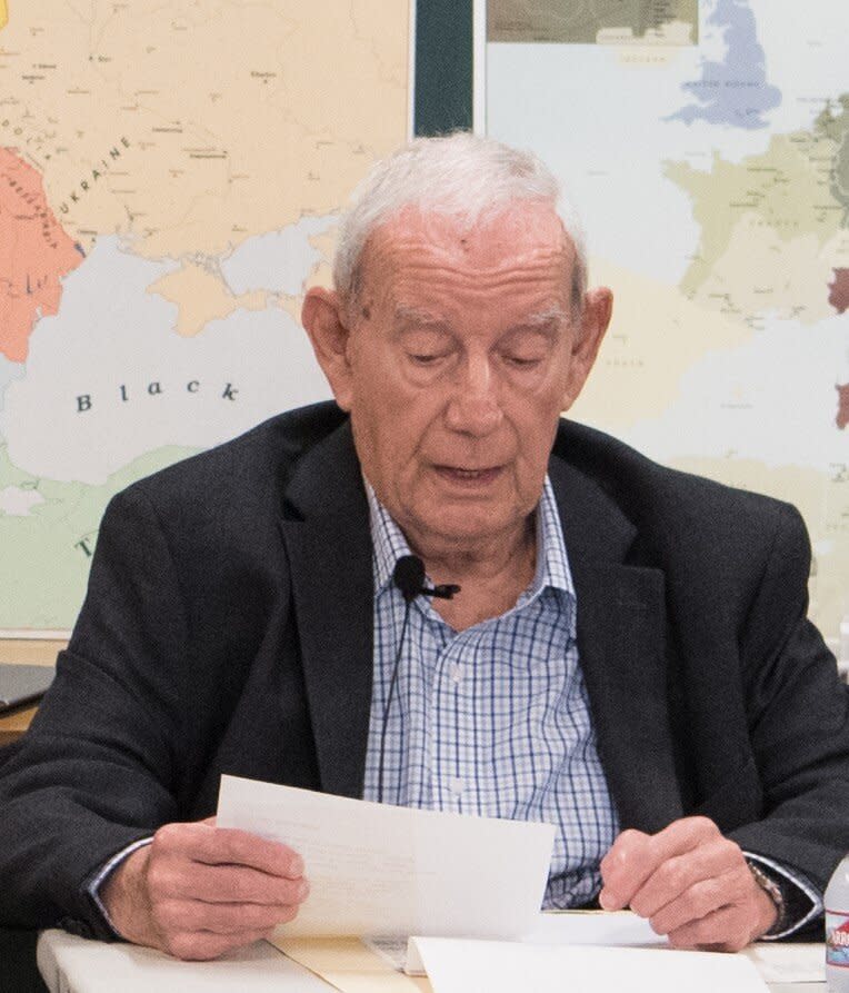 Jack Lewin speaks at the Los Angeles Museum of the Holocaust on a recent Holocaust Remembrance Day.&nbsp;&nbsp; (Photo: <a href="http://www.lamoth.org/" target="_blank">Courtesy of The Los Angeles Museum of the Holocaust </a>)