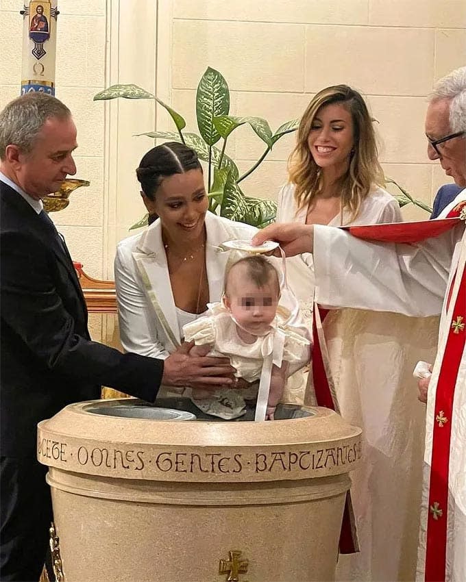 Cristina Pedroche, madrina de bautismo de la hija de Miki Nadal