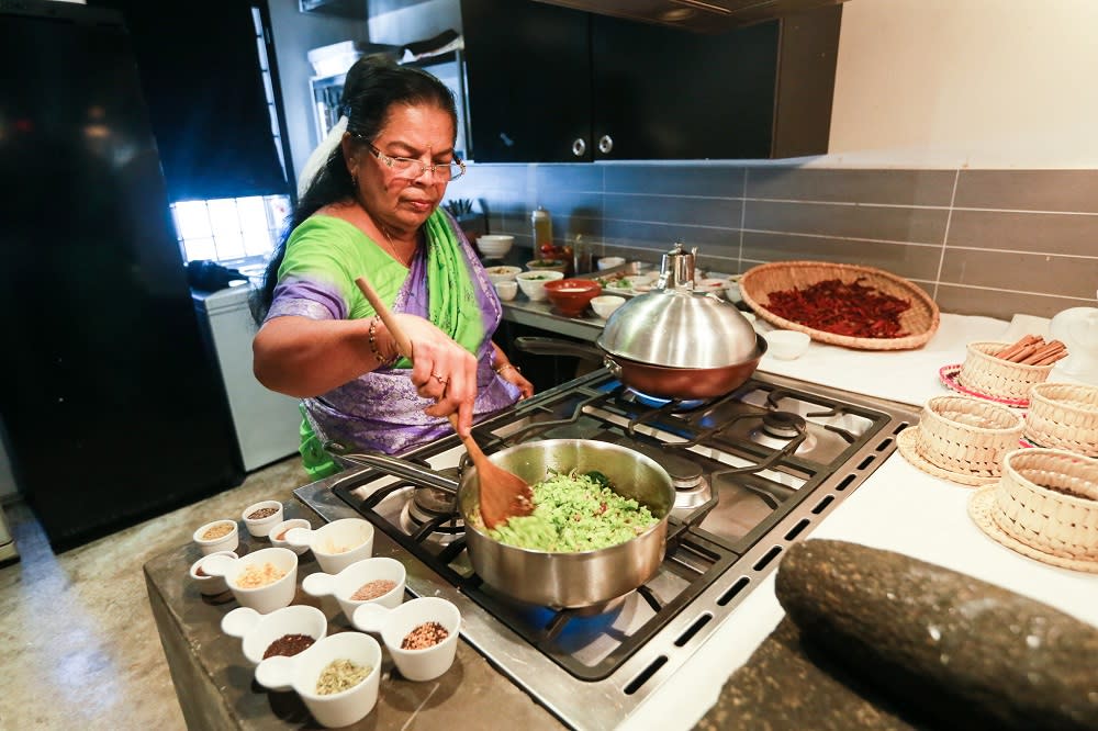 Her son’s friends always loved Parvathy Kanthasamy’s food, so much so that her son decided to open up a restaurant based on her recipes. — Pictures by Ahmad Zamzahuri