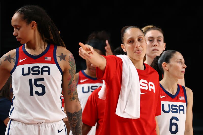 Basketball - Women - Semifinal - United States v Serbia