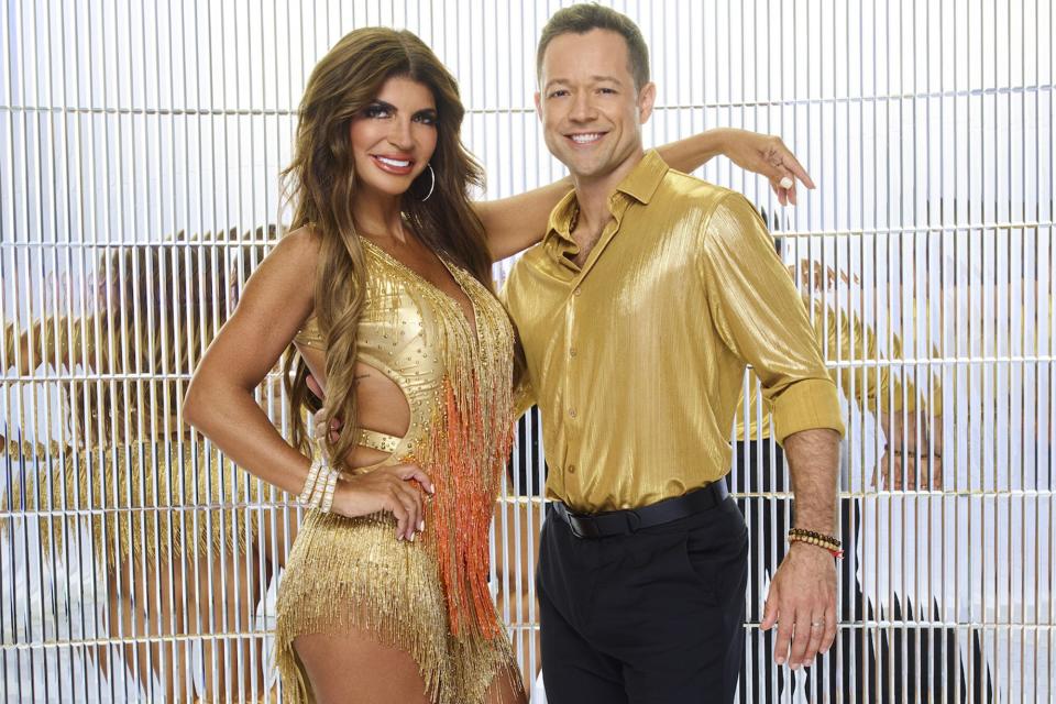 DANCING WITH THE STARS - "Episode 31" TERESA GIUDICE, PASHA PASHKOV