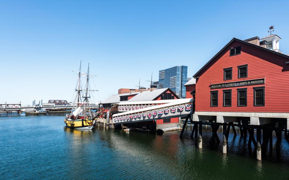 Boston Tea Party Ships & Museum