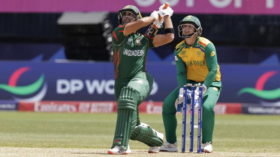 Mahmudullah, Quinton de Kock