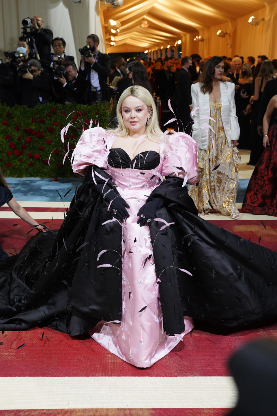  Nicola Coughlan attends the 2022 Met Gala