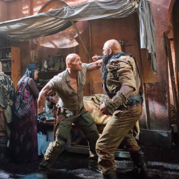 Dwayne Johnson and Tait Fletcher shoot a fight scene for 'Jumanji' (Instagram)