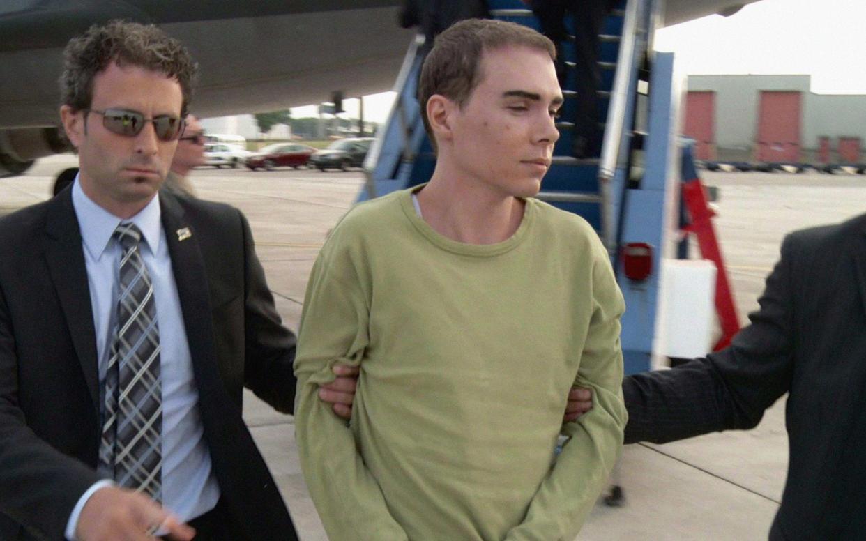 Luka Magnotta: Don't F**k With Cats