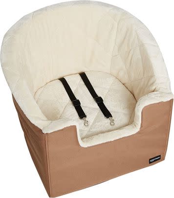 Save 25% on this pet travel seat (that comes complete with safety clips)