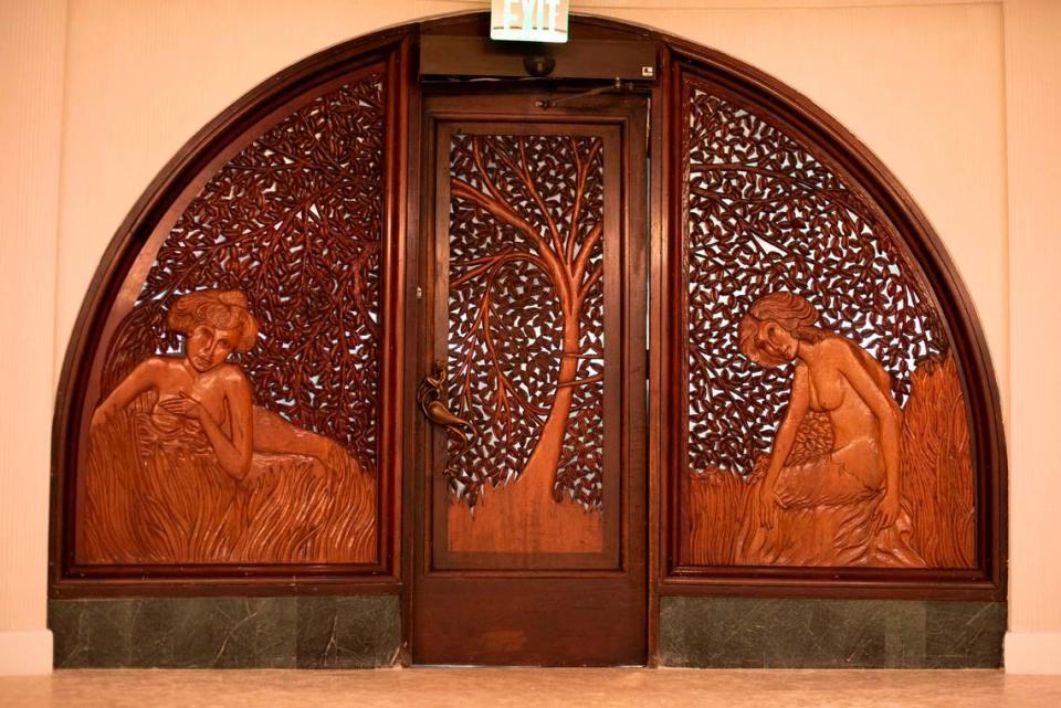 Las puertas originales fueron restauradas en el Mayfair House Hotel & Garden.