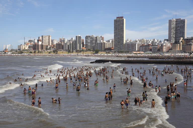 Los anuncios de temperaturas altas en Buenos Aires permiten especular con un mayor volumen de visitantes en busca de la frescura que aseguran estas playas