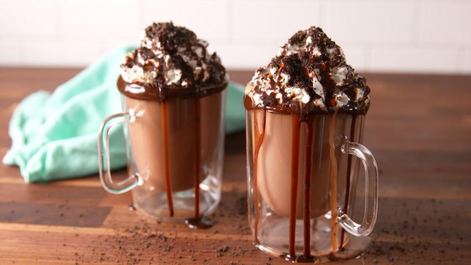 Mudslide Hot Chocolate