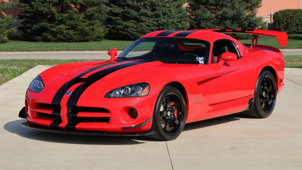 2009 Viper SRT-10 ACR Has Just 360 Miles And It Is Selling At Mecum’s Indy Special Next Month