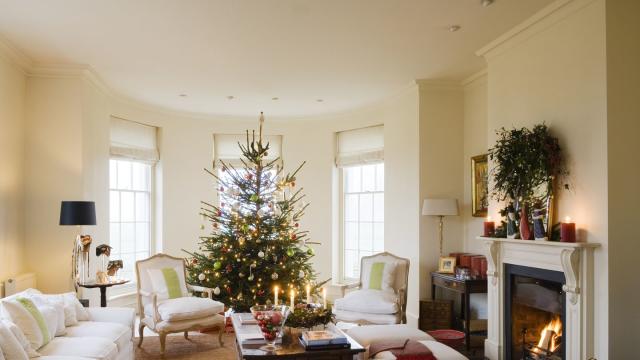 Hoooked Macramé Kit - Christmas Tree -Crafter's Companion US