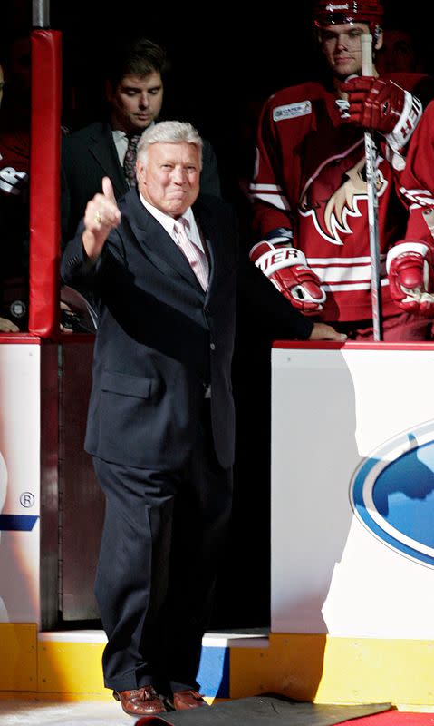 FILE PHOTO: Former National Hockey League player Bobby Hull during enters rink for ceremony in Arizona