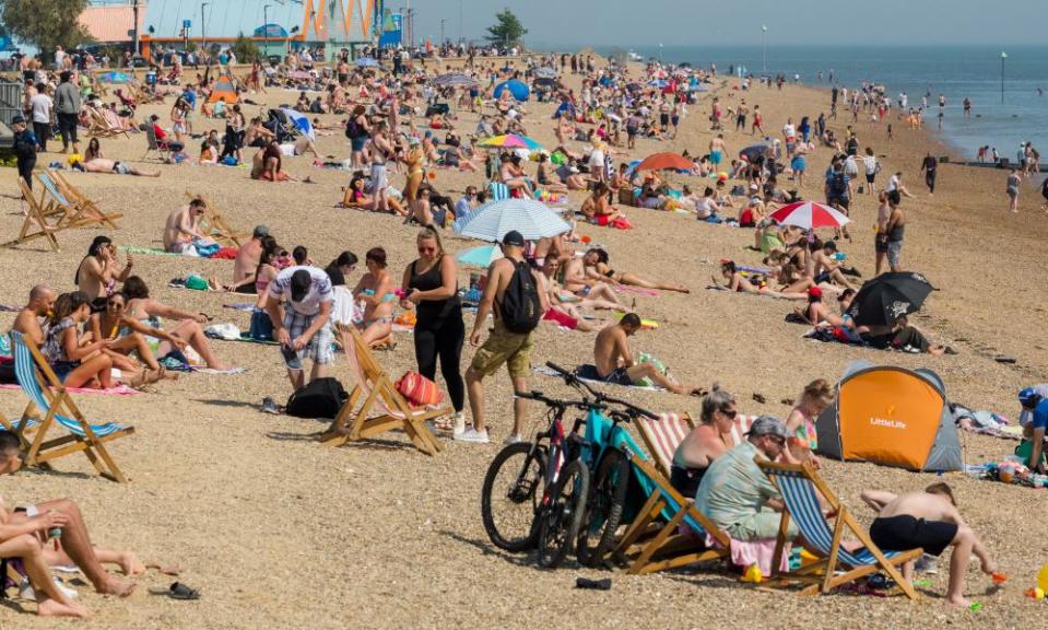 Visitors to Southend beach last week. There are concerns ahead of the bank holiday that people will ignore rules if they believe they are being flouted by government officials.