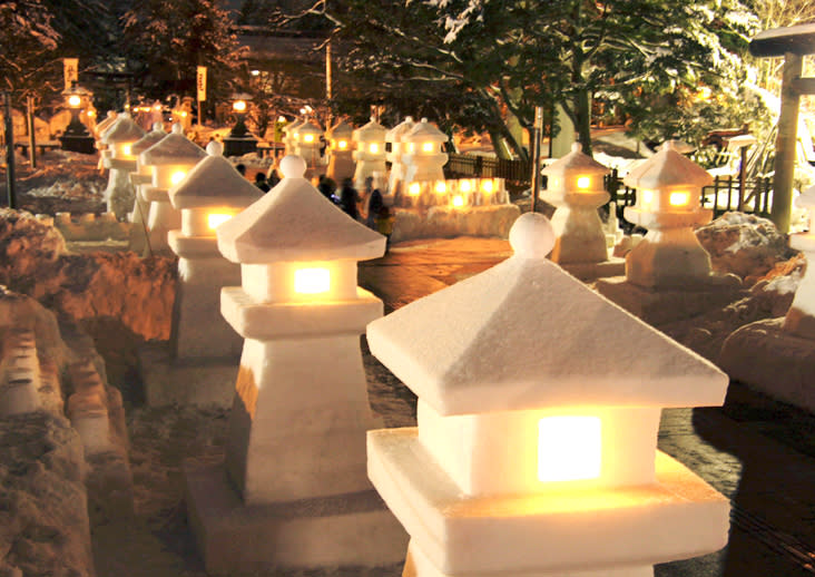 日本旅遊｜2023年日本雪祭Top7！札幌雪祭玩冰壺/層雲峽攀冰/弘前城雪燈籠祭迷你雪屋（附前往方法）