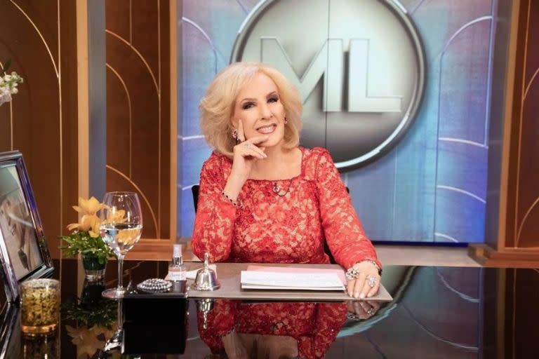 Mirtha Legrand lució espléndida en la segunda emisión de su programa.