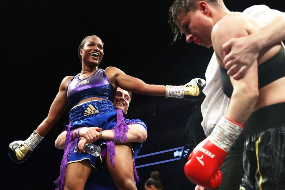 Dubois with coach Shane McGuigan after stopping Milena Koleva in October (Getty Images)