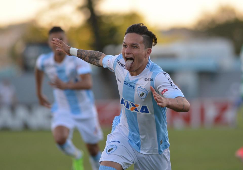 Emprestado pelo Palmeiras, o atacante cearense balançou as redes oito vezes com a camisa do Londrina em 2017 (Gustavo Oliveira/Londrina EC)