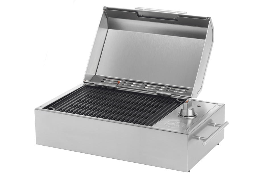 This photo shows the City Grill from Kenyon. The electric, smokeless grill is a nice Father’s Day gift option for the urbanite grill master. (Kenyon via AP)