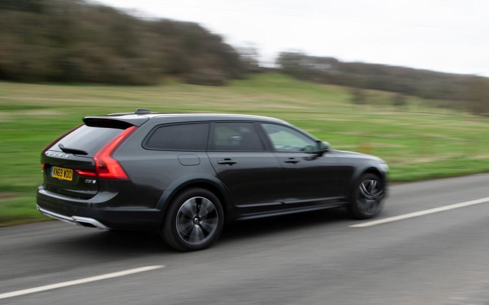 Volvo V90 Cross Country long-term test - James Foxall - Christopher Pledger