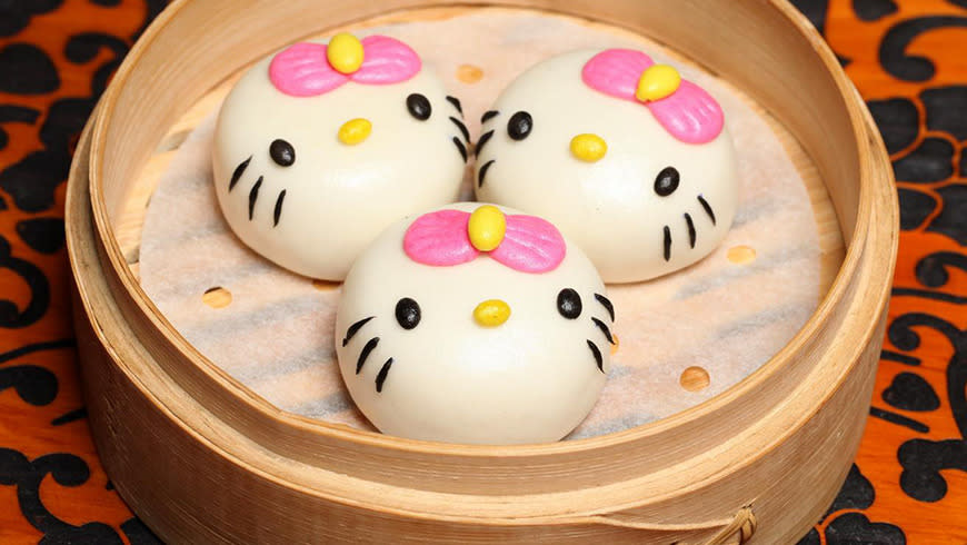 World's First Hello Kitty Chinese Restaurant Opens