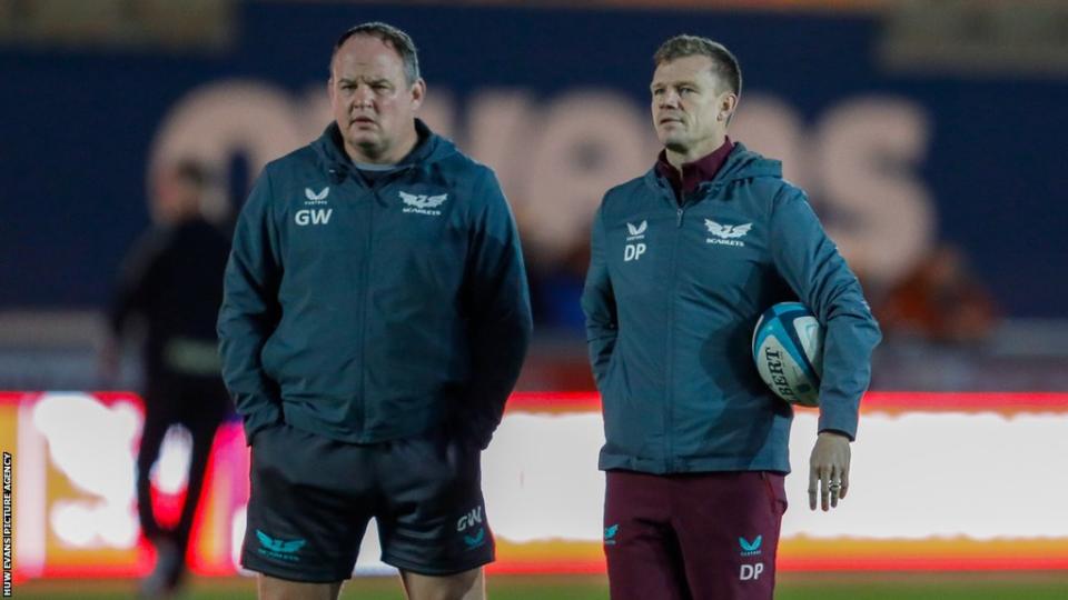 Scarlets coaches Dwayne Peel and Gareth Williams