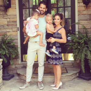 Eric Decker (left) with Vivianne, Eric Thomas II and Jessie James Decker