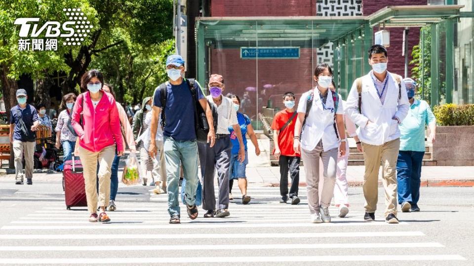 謝宗學醫師認為出現好發年齡層以外的個案病患是警訊。（示意圖／Shutterstock達志影像）