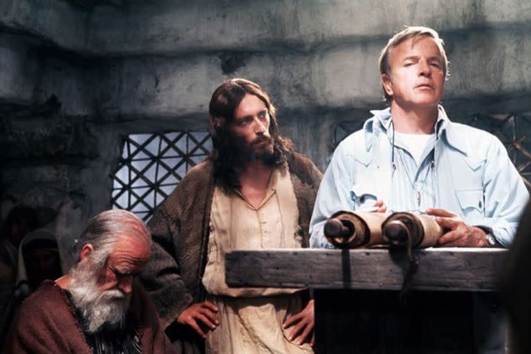 Jesús de Nazaret: el film de Franco Zeffirelli que obligó al actor Robert Powell a casarse y casi le cuesta la vida