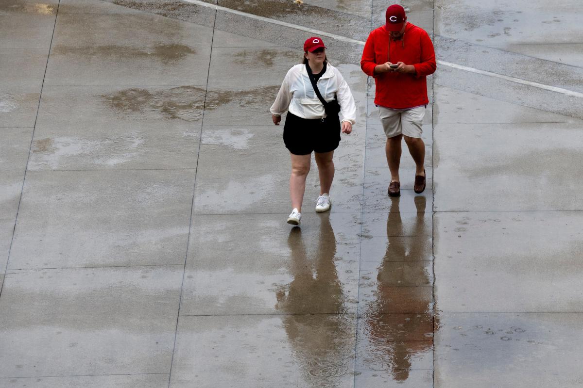 Cardinals postpone Sunday's game vs Reds due to rain