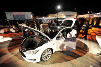 LOS ANGELES, CA - FEBRUARY 09: A general view of atmosphere during Tesla Worldwide Debut of Model X on February 9, 2012 in Los Angeles, California. (Photo by Jordan Strauss/Getty Images for Tesla)