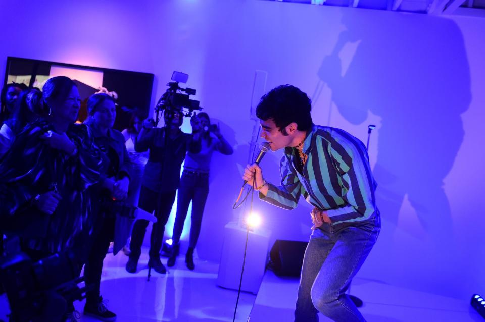 LOS ANGELES, CALIFORNIA - NOVEMBER 16: Del Water Gap performs onstage during Opening Of ESPRIT LA Pop-Up On Robertson Blvd. on November 16, 2022 in Los Angeles, California. (Photo by Vivien Killilea/Getty Images for ESPRIT)