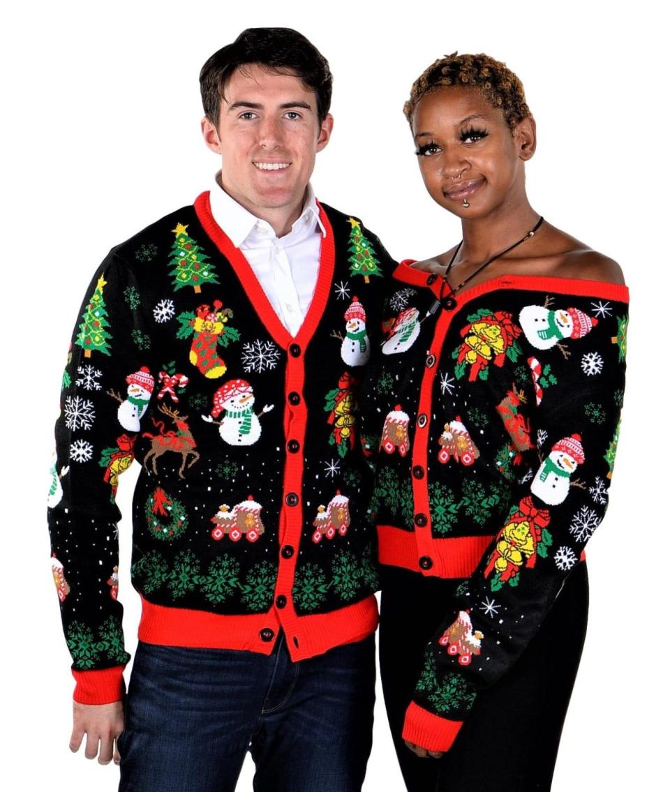 9) Unisex Snowman Reindeer Cardigan