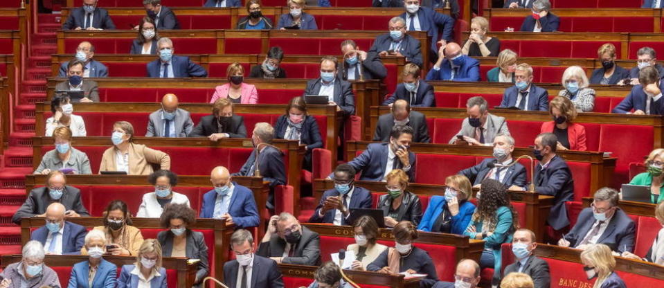 En prévision d'une forte reprise des flux migratoires en 2022, l'Assemblée nationale vient de faire voter une augmentation de 3% du budget consacré au sujet.
