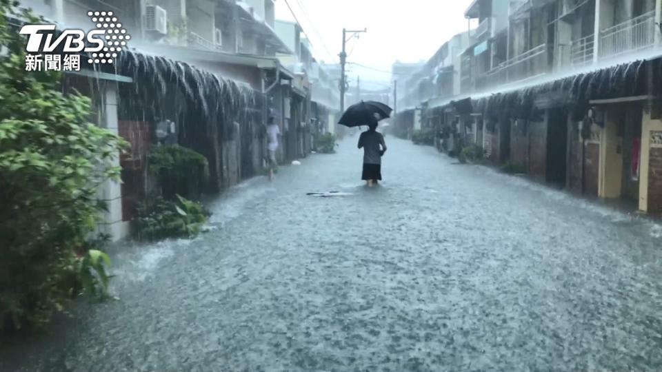 西南季風持續，南台灣易有瞬間強降雨。（圖／TVBS）