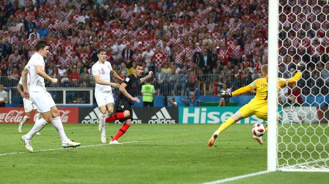 Mario Mandzukic scores Croatia's winning goal in the 2018 semi-final 