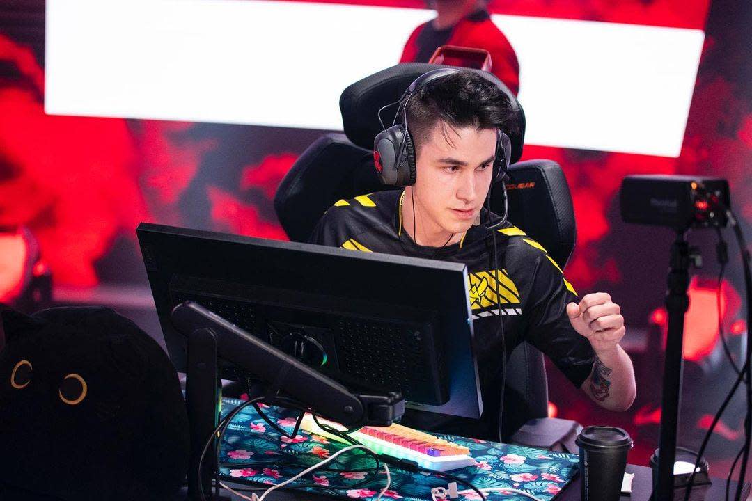 L’équipe française d’esport Vitality a annoncé ce mercredi 7 juin le décès de son joueur de Valorant Karel Asenbrener, alias « Twisten », à seulement 19 ans.