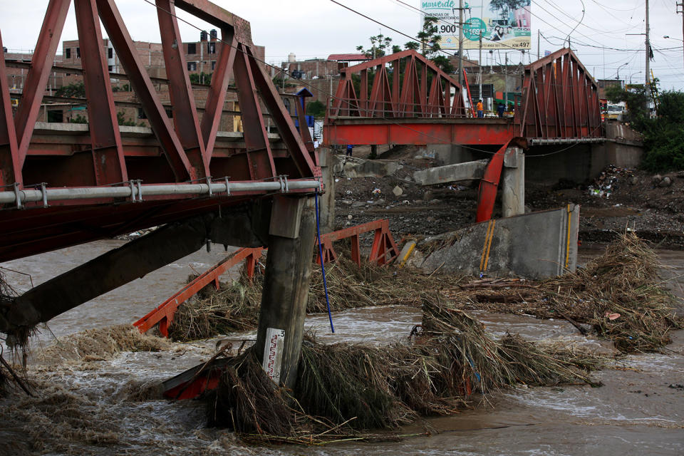 Peru struggles with devastating El Niño flooding