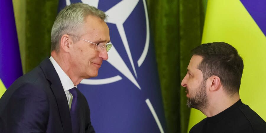 Jens Stoltenberg and Volodymyr Zelenskyy in Kyiv, April 20, 2023