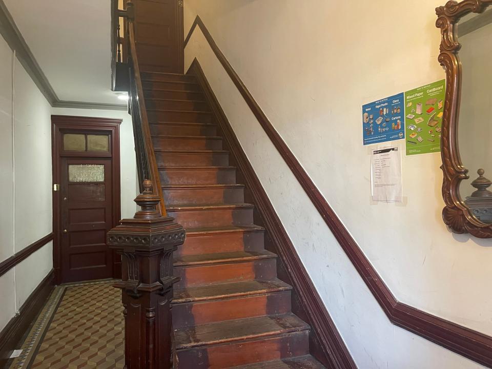 apartment stairs in new york apartment building