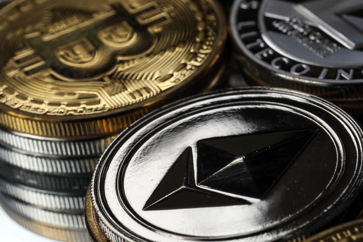 crypto exchange halts withdrawals