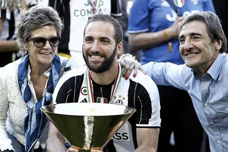 La etapa de Gonzalo Higuaín en Juventus tuvo un comienzo muy exitoso, pero no se sostuvo por mucho tiempo.
