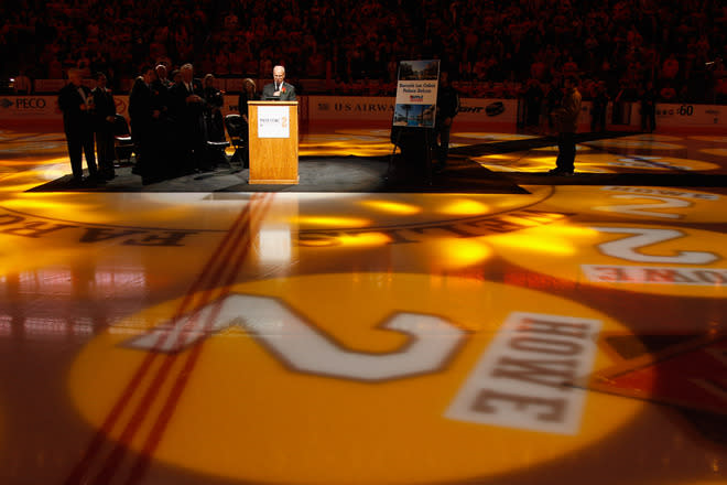 PHILADELPHIA, PA - MARCH 06:  Former Philadelphia Flyers player Mark Howe addresses the crowd as his  during a ceremony retiring his number before the start of the Flyers and Detroit Red Wings game at Wells Fargo Center on March 6, 2012 in Philadelphia, Pennsylvania.  (Photo by Rob Carr/Getty Images)