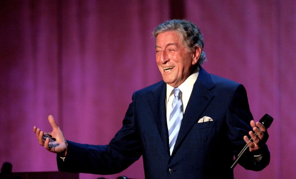 Tony Bennett performed on the Pyramid Stage at Glastonbury in 1998 (PA)