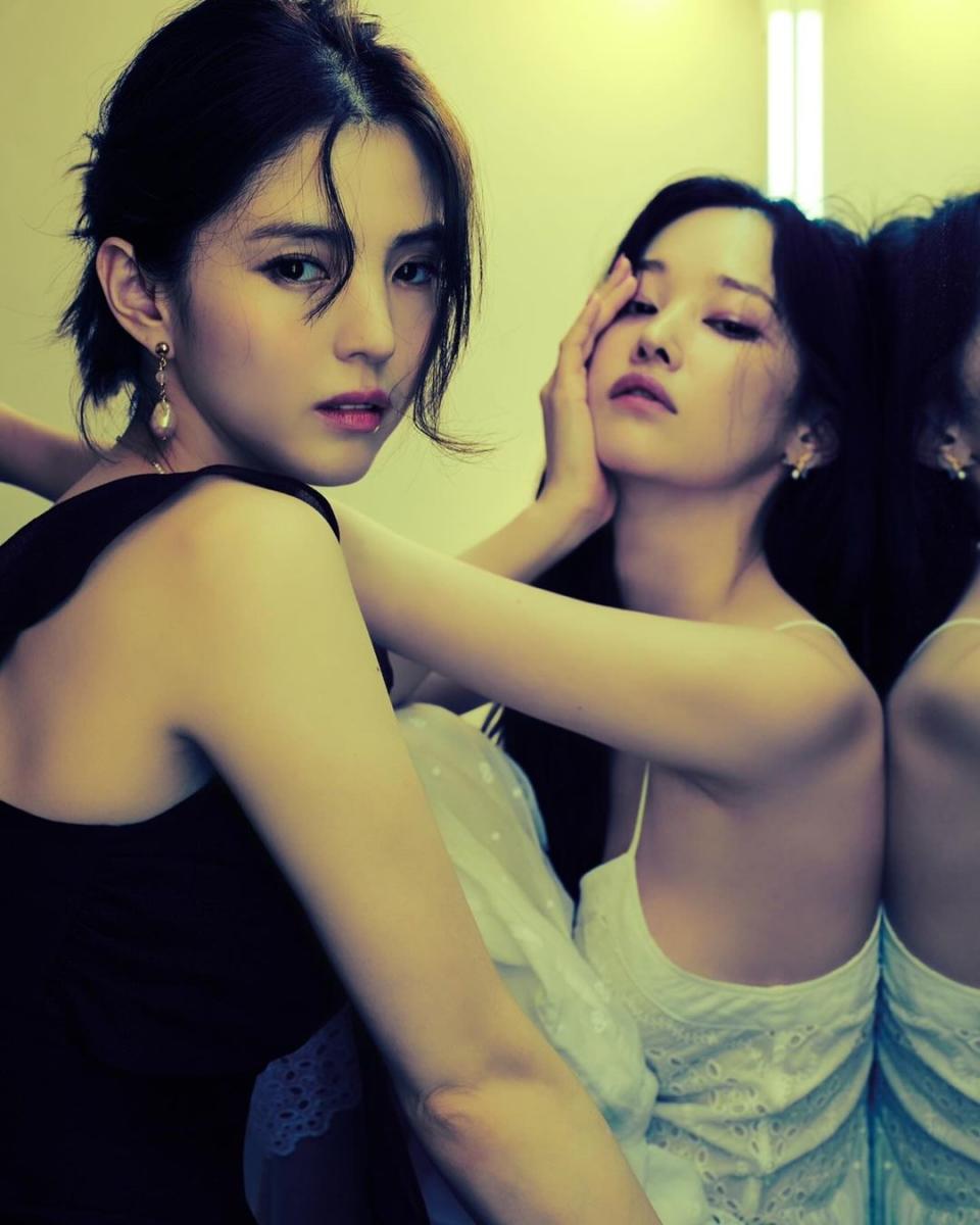 Han Shaoxi and Jeon Jong-seo, two of South Korea’s “villain beauties” teamed up for a drama, and their portrayals of the villainous bestie are both controversial and painful.