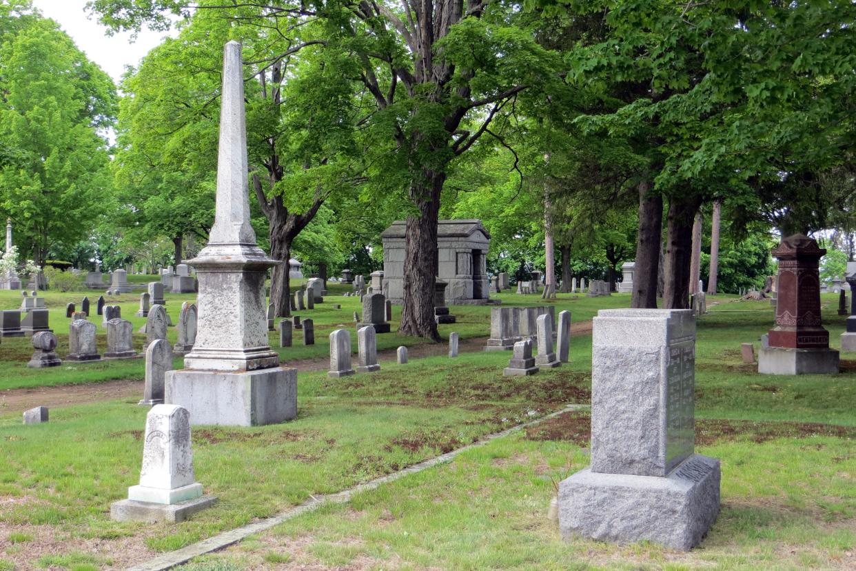 Pine Hills Cemetery, New Hampshire