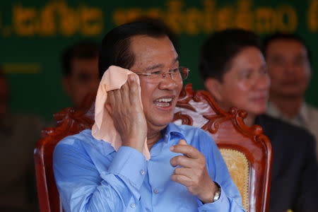 Cambodia's Prime Minister Hun Sen attends a rally in with garment workers in Kandal province, Cambodia May 30, 2018. Picture taken May 30, 2018. REUTERS/Samrang Pring