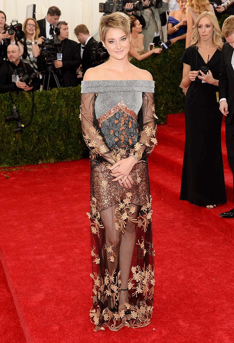 <h1 class="title">Shailene Woodley in Rodarte</h1><cite class="credit">Photo: Getty Images</cite>